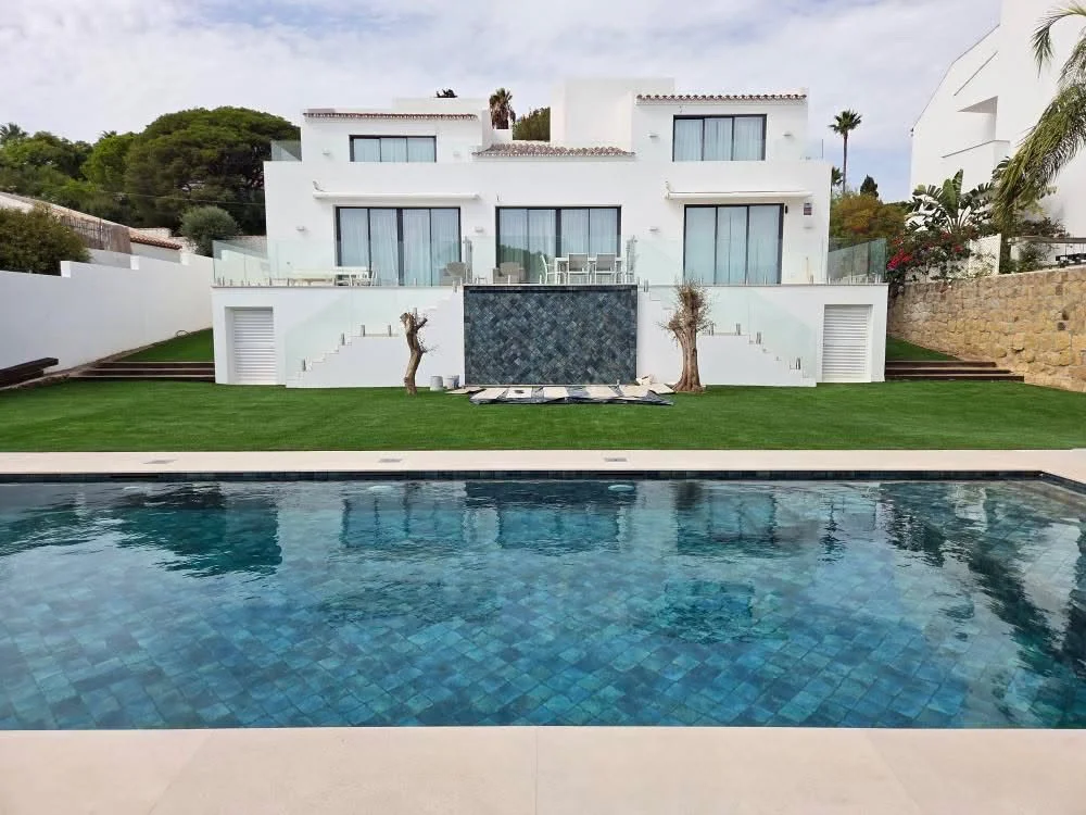Villa de lujo en la Costa del Sol — Construcciones Antonio Siles